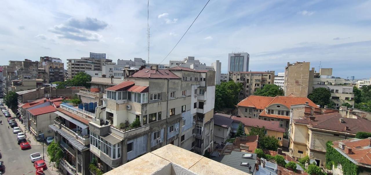 City Center Chic Studio Bukares Bagian luar foto