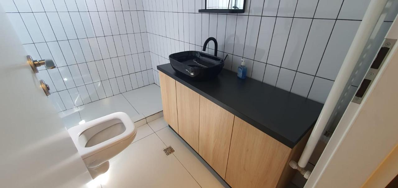 City Center Chic Studio Bukares Bagian luar foto